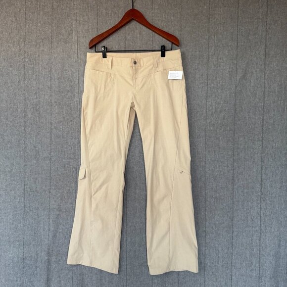 Athleta Dipper Tan Multi Pocket Cargo UPF 50 Low Rise Flare Leg Hiking Pants - Picture 3 of 17